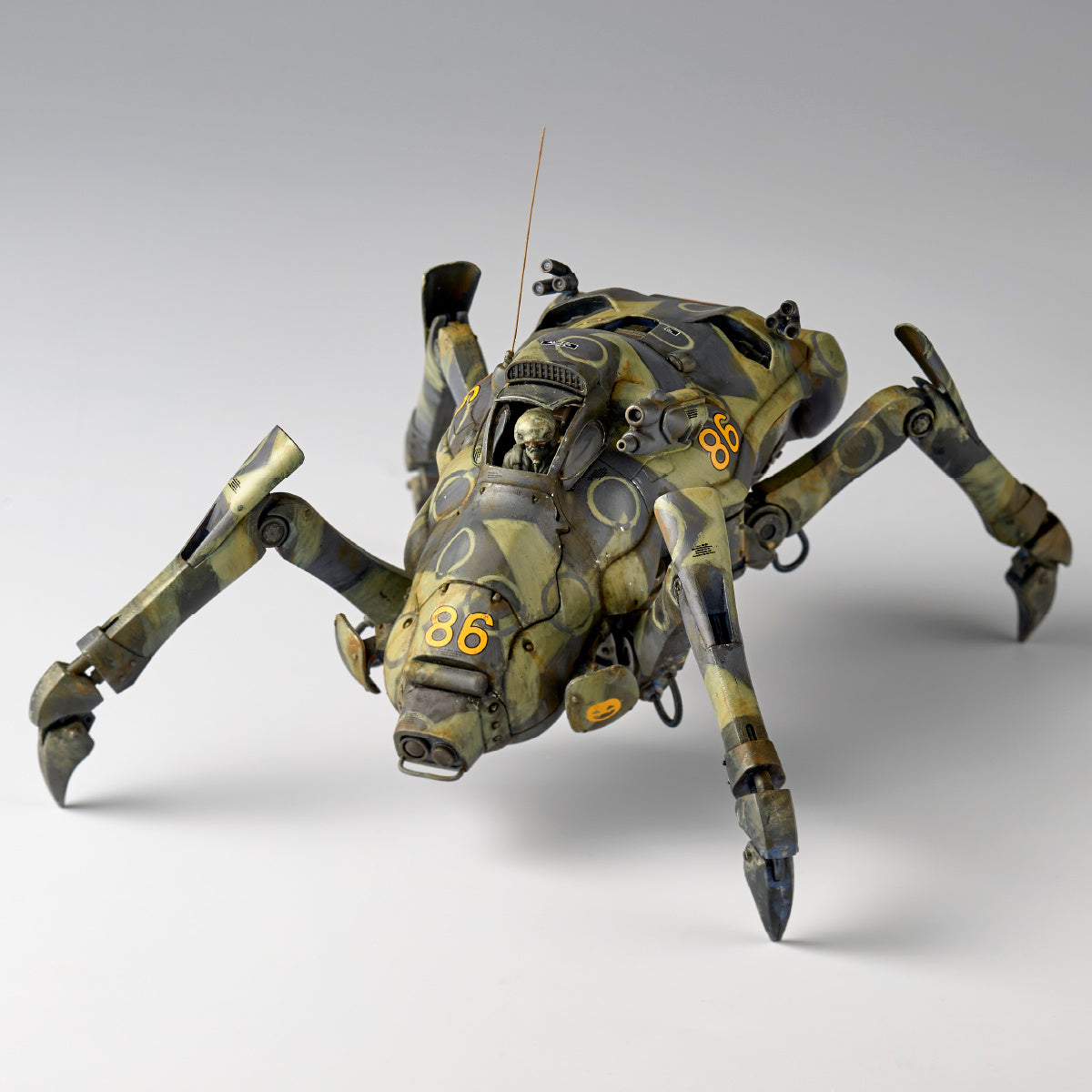 PRE-ORDER: 1/35 ARTPLA Sturmkäfer & Pamela Amsel – Maschinen Krieger Figure Set (Kaiyodo)