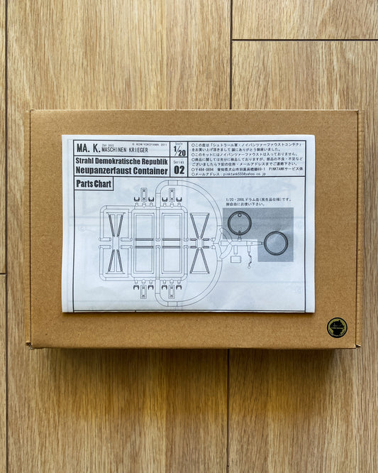 Ma.K. 1/20 Neupanzerfaust Container — Kit Only