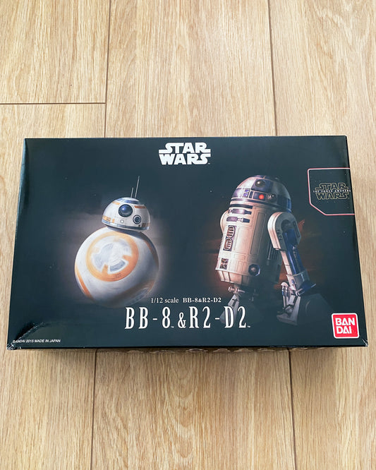 Bandai 1/12 Star Wars BB-8 & R2-D2 — Kit Only